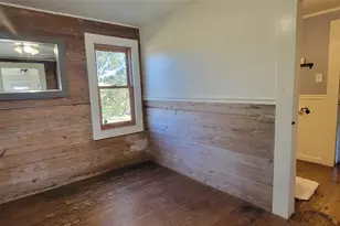 394 Easley Rd, Smithville, TX 78957 - Photo 9