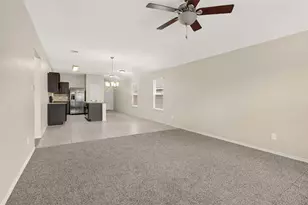182 Tallow Trl, San Marcos, TX 78666 - Photo 5