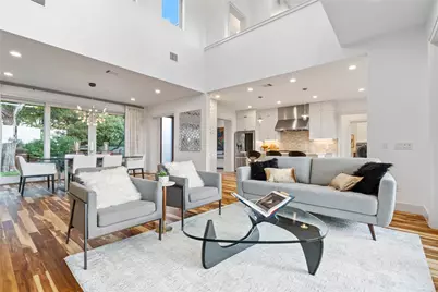 2902 Cedarview Drive, Austin, TX 78704 - Photo 3