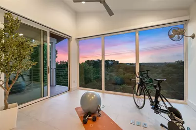 2902 Cedarview Drive, Austin, TX 78704 - Photo 23