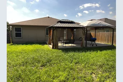 13724 Sierra Wind Lane, Elgin, TX 78621 - Photo 21