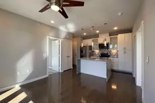 810 S Rock St, Georgetown, TX 78626 - Photo 25