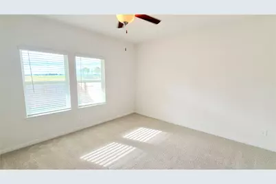 136 Woodbrook Drive, Georgetown, TX 78674 - Photo 3
