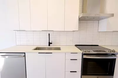 2220 Webberville Road #303, Austin, TX 78702 - Photo 9