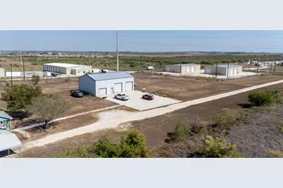 6802 S Old Bastrop Highway, San Marcos, TX 78666 - Photo 9