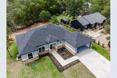 112 Heleakala Drive, Bastrop, TX 78602 - Photo 33