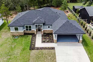 112 Heleakala Dr, Bastrop, TX 78602 - Photo 3