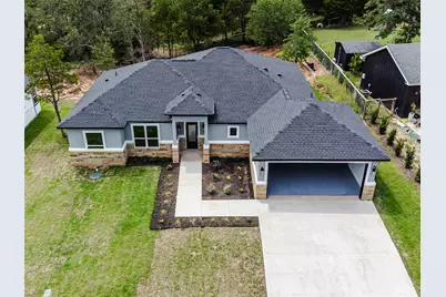 112 Heleakala Drive, Bastrop, TX 78602 - Photo 3