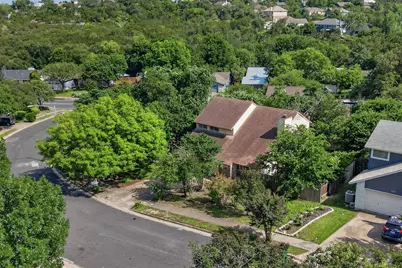 8211 Gallatin Drive, Austin, TX 78736 - Photo 5