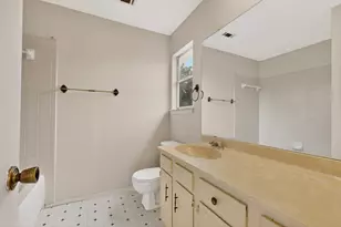 8211 Gallatin Dr, Austin, TX 78736 - Photo 23