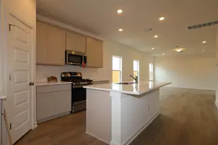 122 Heritage Forest Pkwy, Dripping Springs, TX 78620 - Photo 3