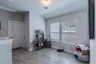 173 Riverhill Dr, Georgetown, TX 78628 - Photo 17