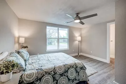 914 E 19th Street, Georgetown, TX 78626 - Photo 17