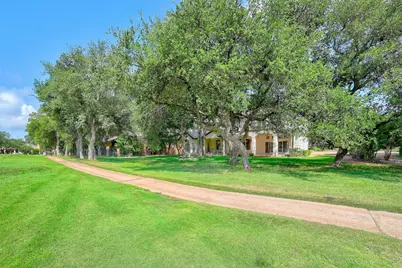 25 Meadows End Drive, Georgetown, TX 78628 - Photo 35