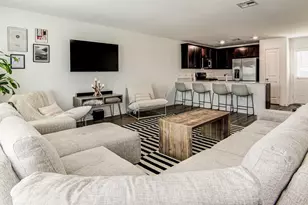 17719 Dockery Dr, Elgin, TX 78621 - Photo 9