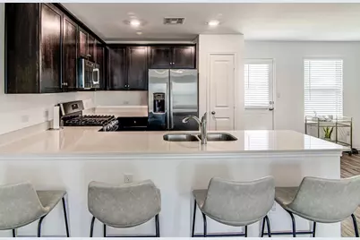 17719 Dockery Drive, Elgin, TX 78621 - Photo 7