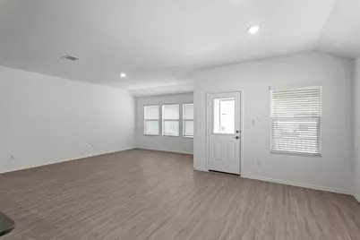 300 Jeffers, Kyle, TX 78640 - Photo 17