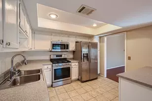 2002 Verbena Dr, Austin, TX 78750 - Photo 5