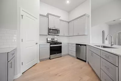 365 Pale Horse Bend, Buda, TX 78610 - Photo 5