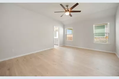 365 Pale Horse Bend, Buda, TX 78610 - Photo 17