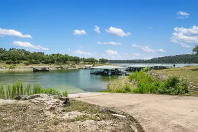 906 Moonlight Bay Drive, Spicewood, TX 78669 - Photo 25