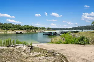 906 Moonlight Bay Dr, Spicewood, TX 78669 - Photo 25