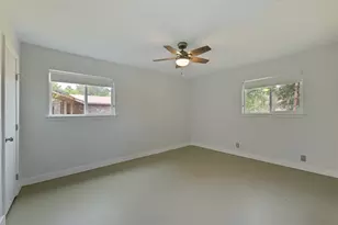 2500 Candlewood Ct, Austin, TX 78741 - Photo 15