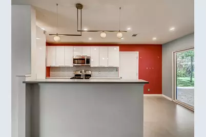 2500 Candlewood Court, Austin, TX 78741 - Photo 9
