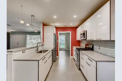 2500 Candlewood Court, Austin, TX 78741 - Photo 15
