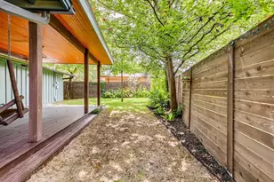 2500 Candlewood Ct, Austin, TX 78741 - Photo 21
