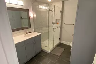 711 W 26th St, Austin, TX 78705 - Photo 9