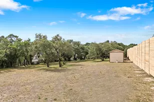 3 Heritage Oaks Dr, Austin, TX 78737 - Photo 33