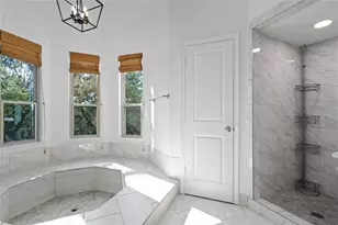 3 Heritage Oaks Dr, Austin, TX 78737 - Photo 29