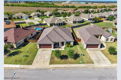 208 Terry Meadow Lane, Jarrell, TX 76537 - Photo 33