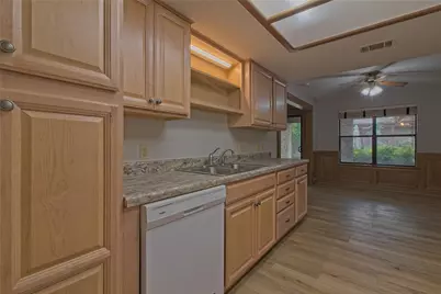 400 Deepwood Drive, Georgetown, TX 78628 - Photo 15