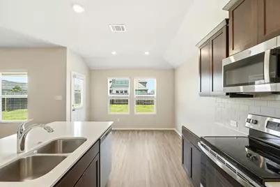 1001 Bluejack Way, Hutto, TX 78634 - Photo 5