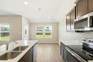 1001 Bluejack Wy, Hutto, TX 78634 - Photo 5