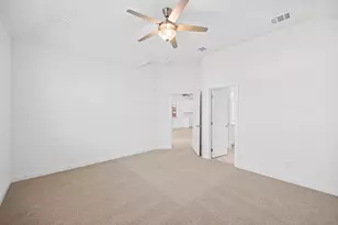 8014 Shining Flor Run, Lago Vista, TX 78645 - Photo 13