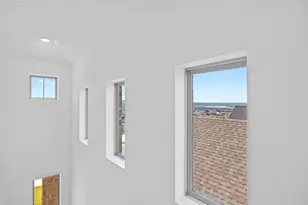 8014 Shining Flor Run, Lago Vista, TX 78645 - Photo 19