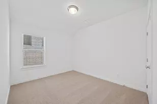 8014 Shining Flor Run, Lago Vista, TX 78645 - Photo 25