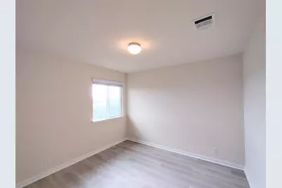 103 Hawkins Court, Hutto, TX 78634 - Photo 17