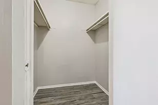 2124 Burton Dr, Austin, TX 78741 - Photo 15