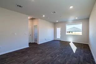 233 Brooklyn Dr, Georgetown, TX 78626 - Photo 9