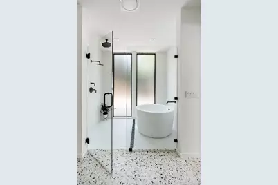 2114 Lawnmont Avenue, Austin, TX 78756 - Photo 21