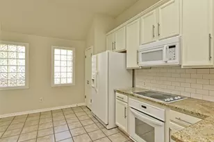 11 Troon Dr, Austin, TX 78738 - Photo 11