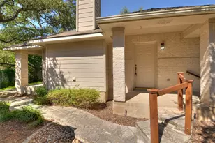11 Troon Dr, Austin, TX 78738 - Photo 3