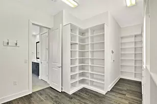 1301 Town Creek Dr, Austin, TX 78741 - Photo 21