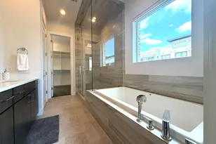 1301 Town Creek Dr, Austin, TX 78741 - Photo 19