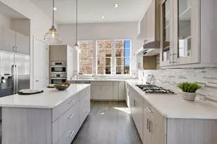 1301 Town Creek Dr, Austin, TX 78741 - Photo 9