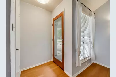 8208 Stillwood Lane, Austin, TX 78757 - Photo 9